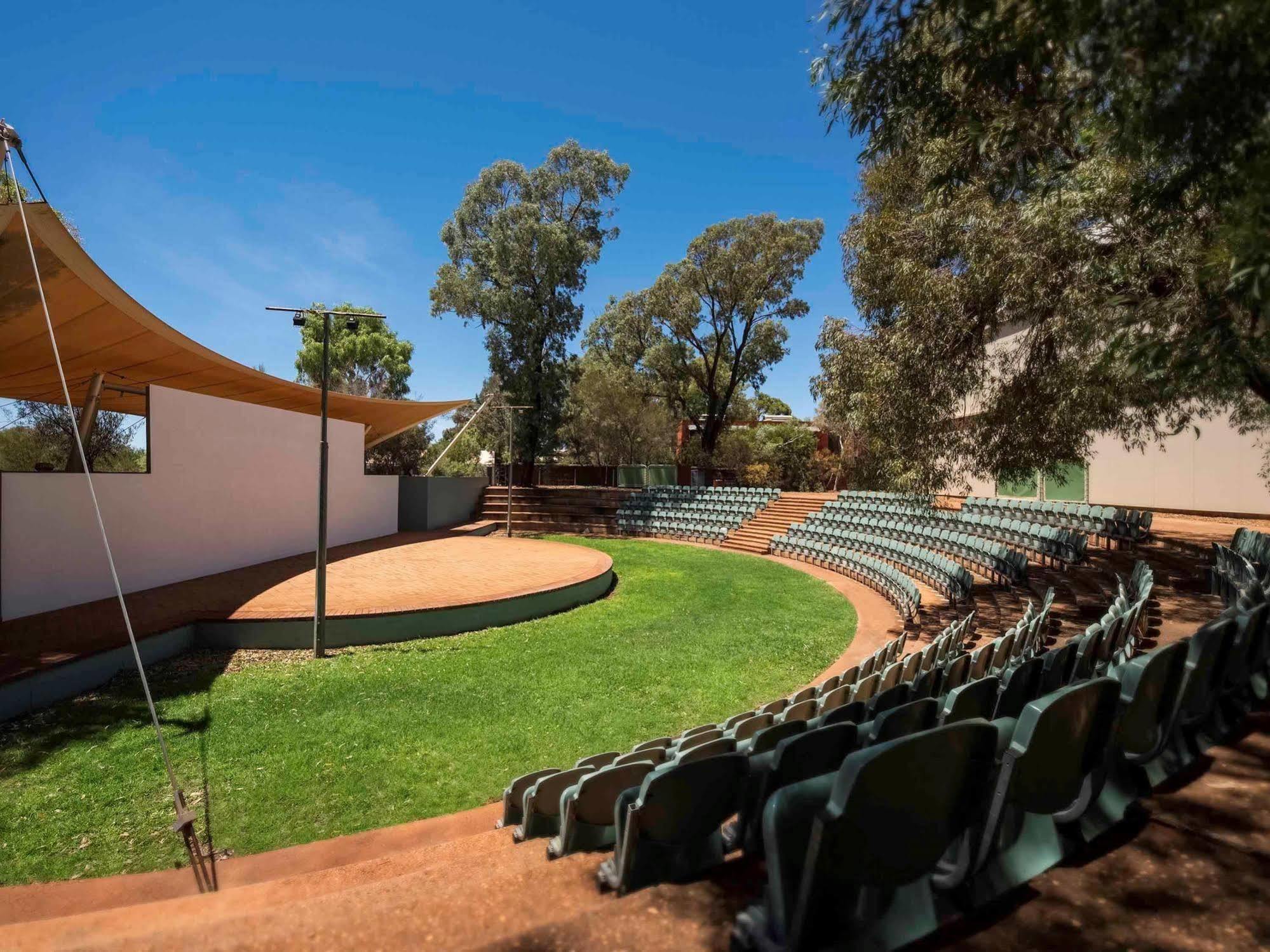Desert Gardens Hotel Ayers Rock Exterior foto